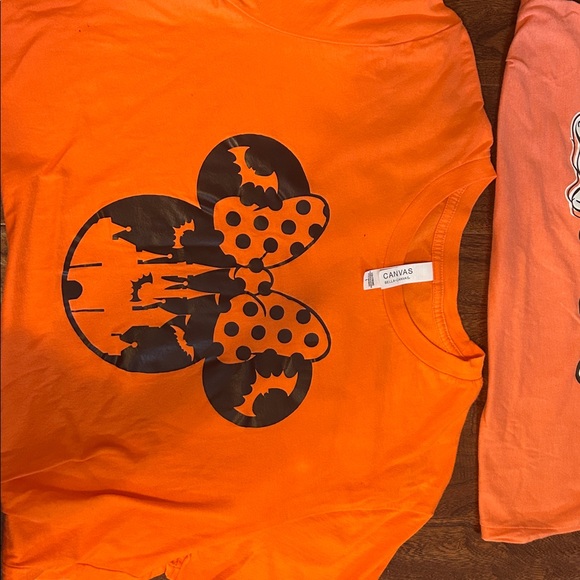 Woman's Disney Halloween short sleeve
Md/Lg only worn once Minnie/Mickey - Picture 4 of 6